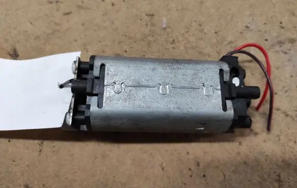 Citroen C5 Seat adjustment motor 9460570A 401231A6 EMC12700
