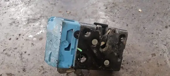 Volvo S60 Front door lock