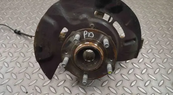 Hyundai Tucson TL Front wheel hub