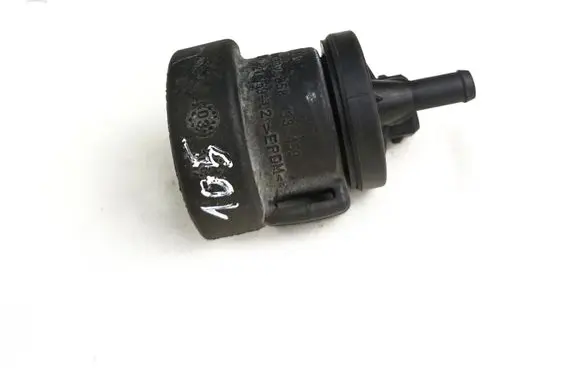 Valve vacuum