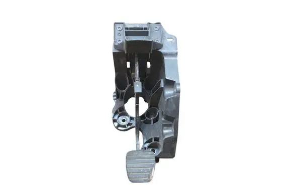 Renault Trafic III (X82) Brake pedal 465016415R 81007104 93459474