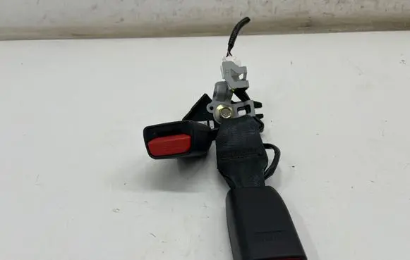 Mazda 3 Rear seatbelt buckle EPK51314 0AL03C EPK51055