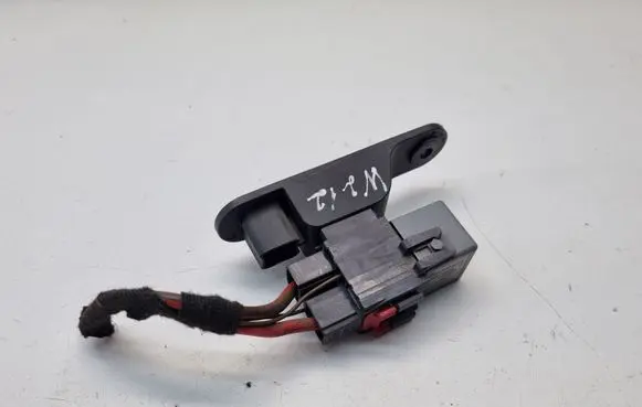 Mercedes-Benz E W212 Other relay A0025422619