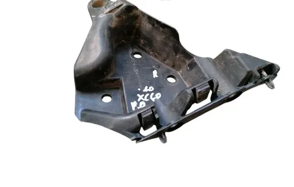 Volvo XC60 Front bumper mounting bracket 30764619