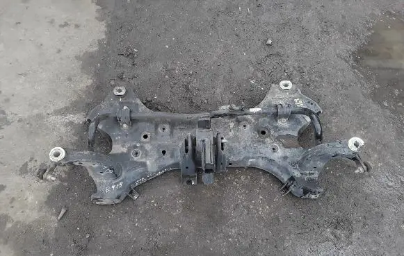 Hyundai Kona I Front subframe
