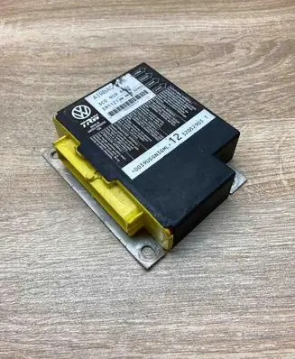 Volkswagen PASSAT B6 Airbag control unit/module 3C0909605F 39112108