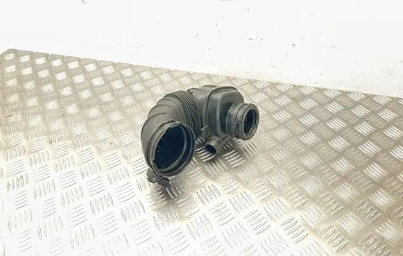Mercedes-Benz C W204 Turbo air intake inlet pipe/hose A6510900437 A6510940697 446360600