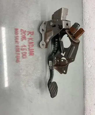 Renault Kadjar Brake pedal 465014EA2B