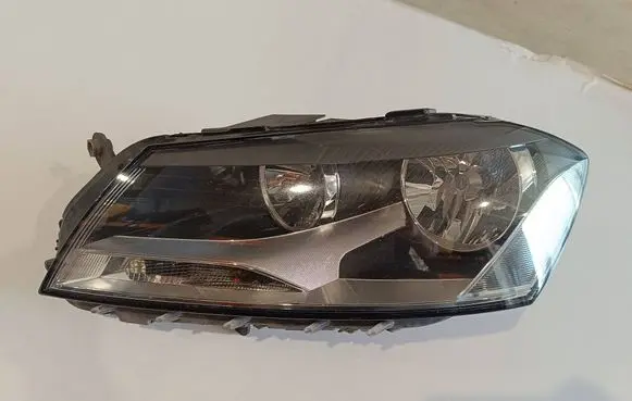 Volkswagen PASSAT B7 Headlight/headlamp 3AB941005