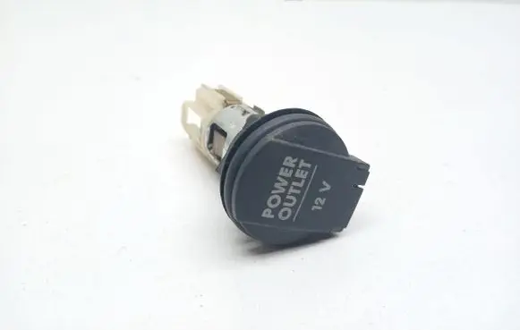 Volkswagen PASSAT B5.5 12 V Socket (rear) 