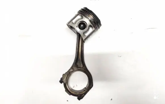 Audi A6 S6 C5 4B Piston with connecting rod
