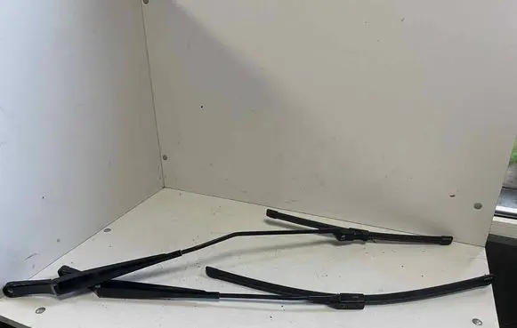 Volkswagen Caddy Front wiper blade arm 2K1955409B 2K1955410B 6K1955410B