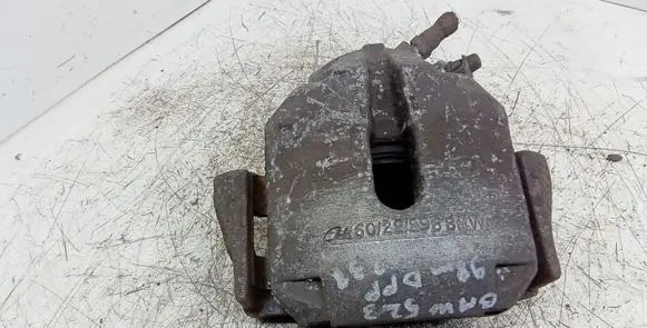 BMW 5 E39 Front brake caliper 6022296