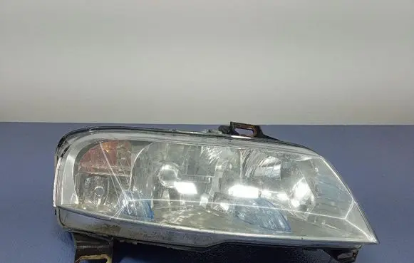 Fiat Stilo Headlight/headlamp 40780748