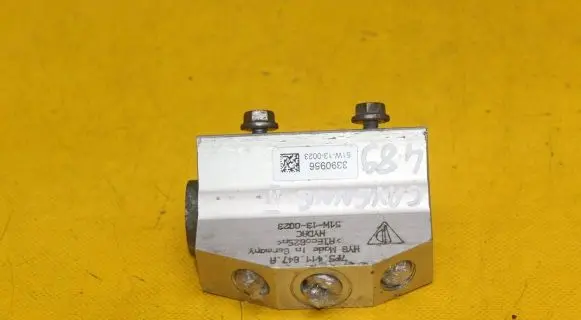 Porsche Cayenne (92A) Oil breather separator 