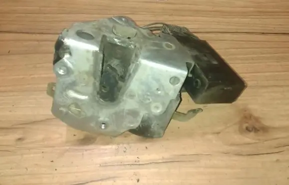 BMW 3 E36 Rear door lock 