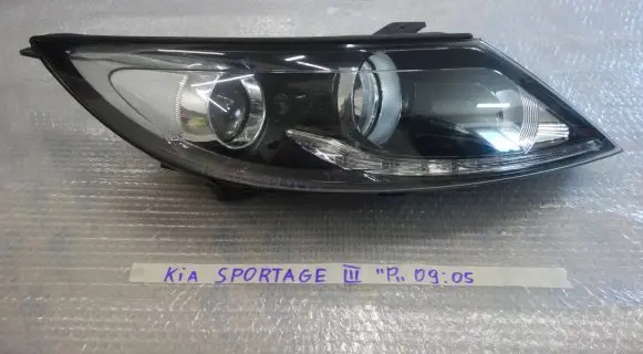 KIA Sportage Headlight/headlamp 921023U250 UR25A07550 01130402