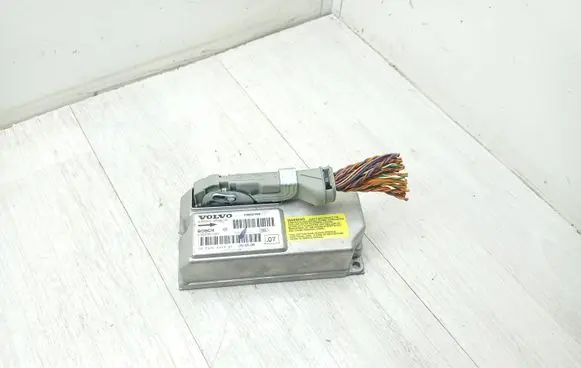 Volvo V70 Airbag control unit/module P30667469 0285001655