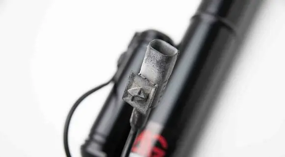 Mercedes-Benz E AMG W211 Front shock absorber/damper 2113202113 219320111380 A2113206113