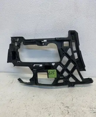 Volkswagen Golf VII Front bumper mounting bracket 5G0807724D