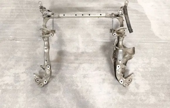 Audi Q5 SQ5 Front subframe 8R0399315J 925320085
