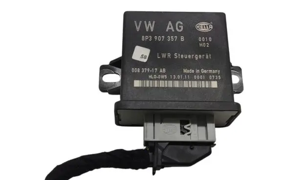 Audi A3 S3 8P Light module LCM 8P3907357B