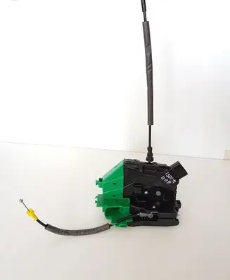 Hyundai i30 Front door lock 81320G4010