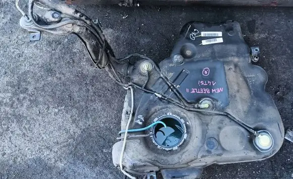 Volkswagen Beetle A5 Fuel tank 5C0201021DM