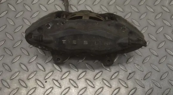 Tesla Model S Front brake caliper 104263900F