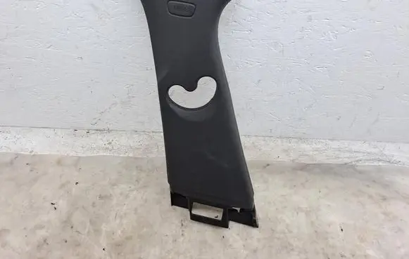 BMW 2 F46 (B) pillar trim (top) 7329587