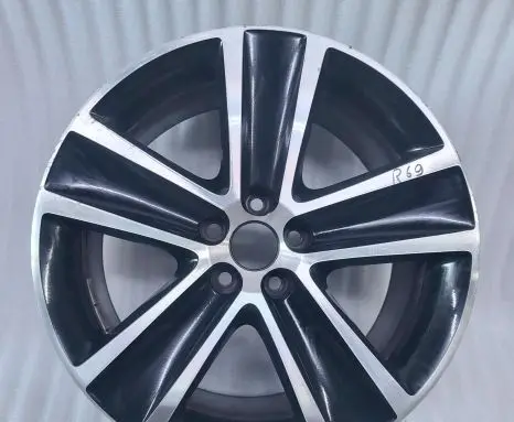 Volkswagen Polo V 6R R17 alloy rim 