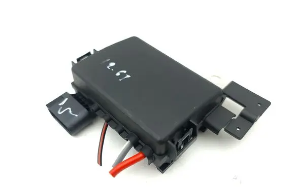 Bentley Flying Spur Battery relay fuse 2030901106 3W0937550A