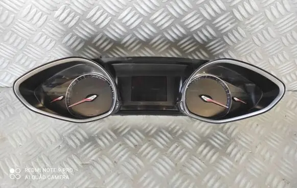 Peugeot 308 Speedometer (instrument cluster) 98252006380