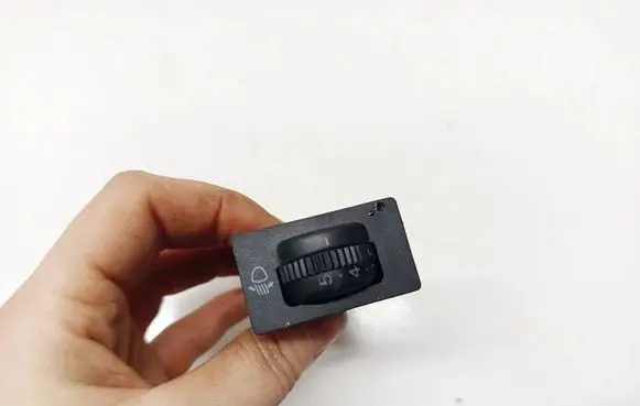 Toyota Avensis T250 Headlight level height control switch 8415205051
