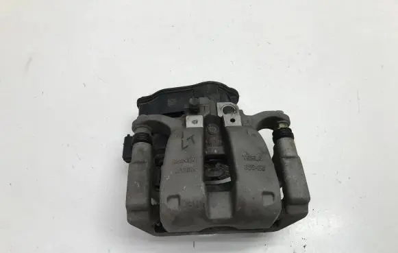 Tesla Model Y Rear brake caliper 104462500B