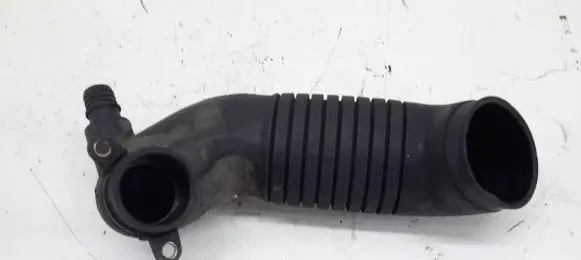 Audi A4 S4 B6 8E 8H Air intake hose/pipe 8E0129615