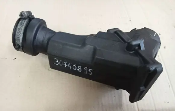 Volvo XC90 Intake resonator 30740895