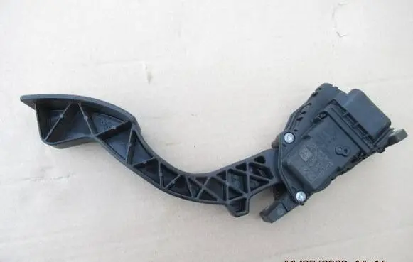Volvo V50 Accelerator throttle pedal 4M519F836AH 193730 6PV00864101