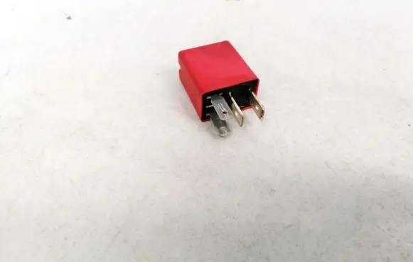 Fiat Stilo Other relay 46520412 B047