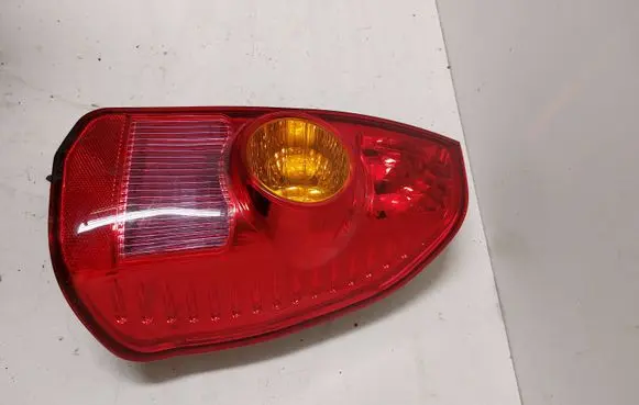 Mitsubishi Space Star Rear/tail lights MR913174