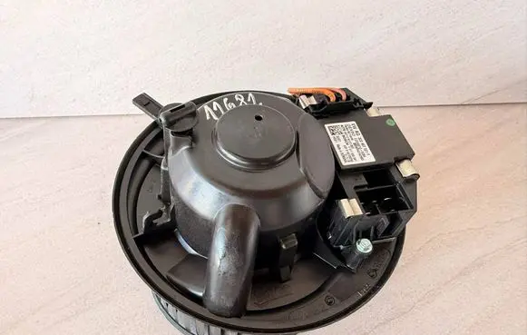 Seat Alhambra (Mk2) Heater fan/blower 1K1820015L 3C0907521F