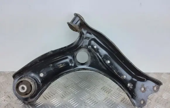Audi A1 Front lower control arm/wishbone 6R0407151F