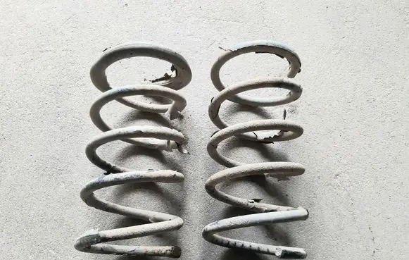 Volvo V70 Rear coil spring