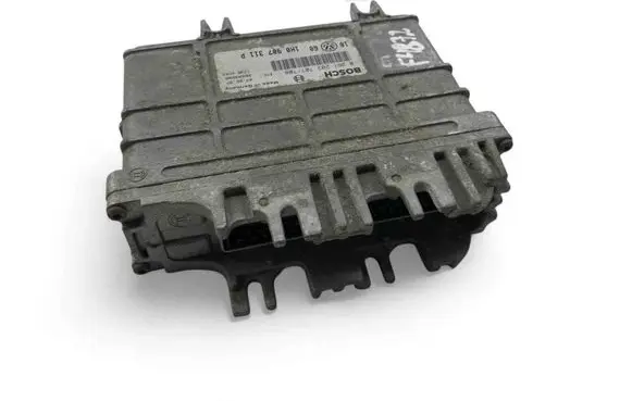 Volkswagen Golf III Engine control unit/module ECU 1H0907311P 0261203707