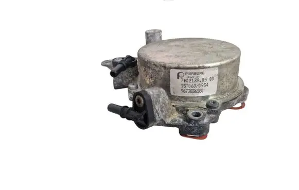 Peugeot 508 RXH Vacuum pump 9673836180