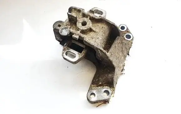 Engine mount bracket