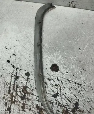 BMW 5 E39 Rear side glass trim 51131906534