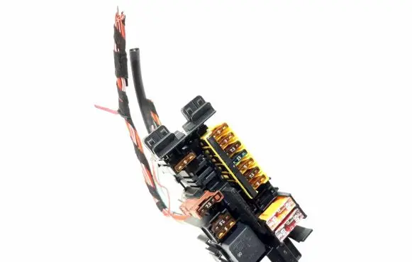 Mercedes-Benz C W205 Fuse box set A2059067200 1513042673 19261000002