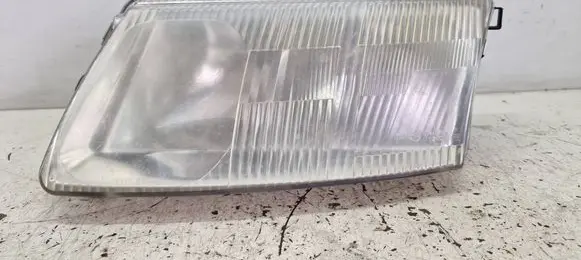 Volkswagen PASSAT B5 Headlight/headlamp