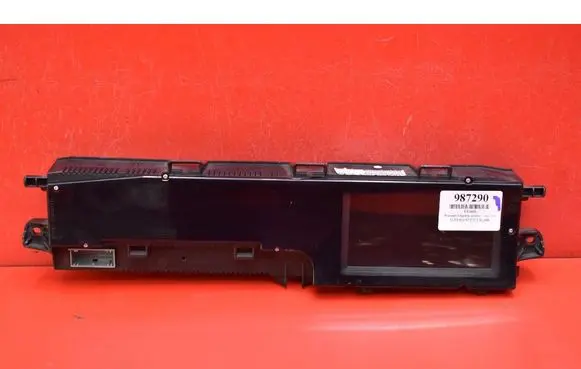 Speedometer (instrument cluster)